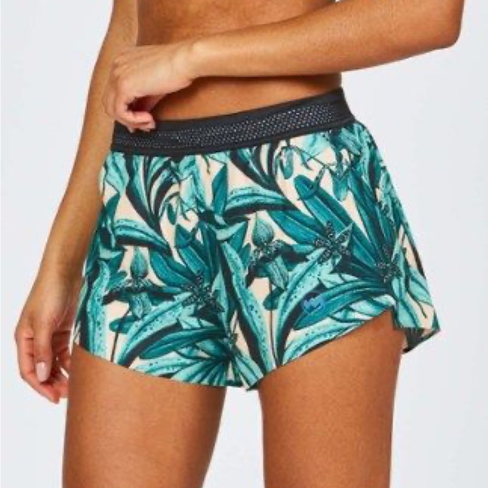 Janji Afo Middle Shorts